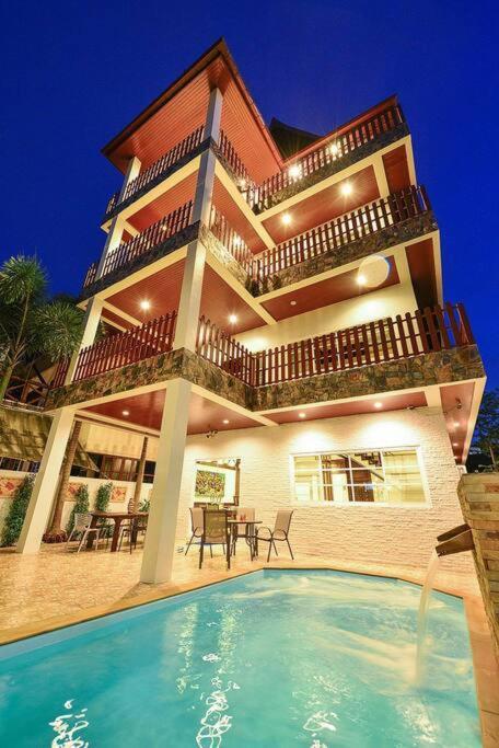 Unique&Nice 7Bd Pool Villa In Heart Nanai Patong Bagian luar foto